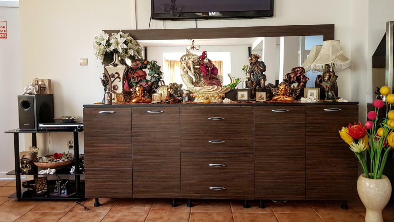 Pensiunea Emma Sîmbăta de Sus Exteriör bild